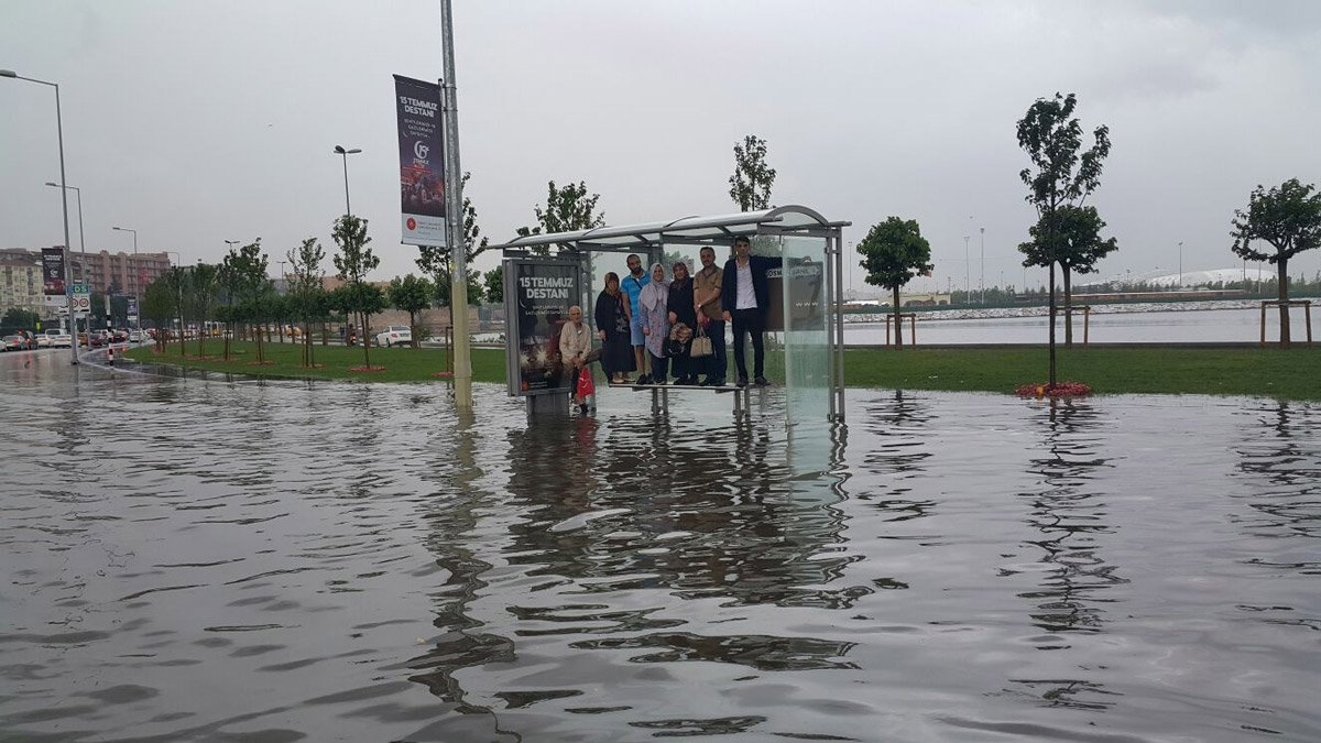 İstanbul Sel Felaketinden En Fazla Etkilenen Ulaşım Sektörü...