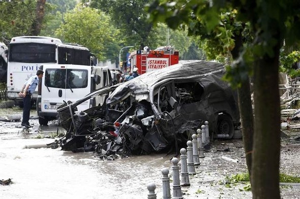 Doğayı, Kentleri ve  Kamusal Alanı Koruma Mücadelesi Veren Mimarlar Odasının Yanındayız!