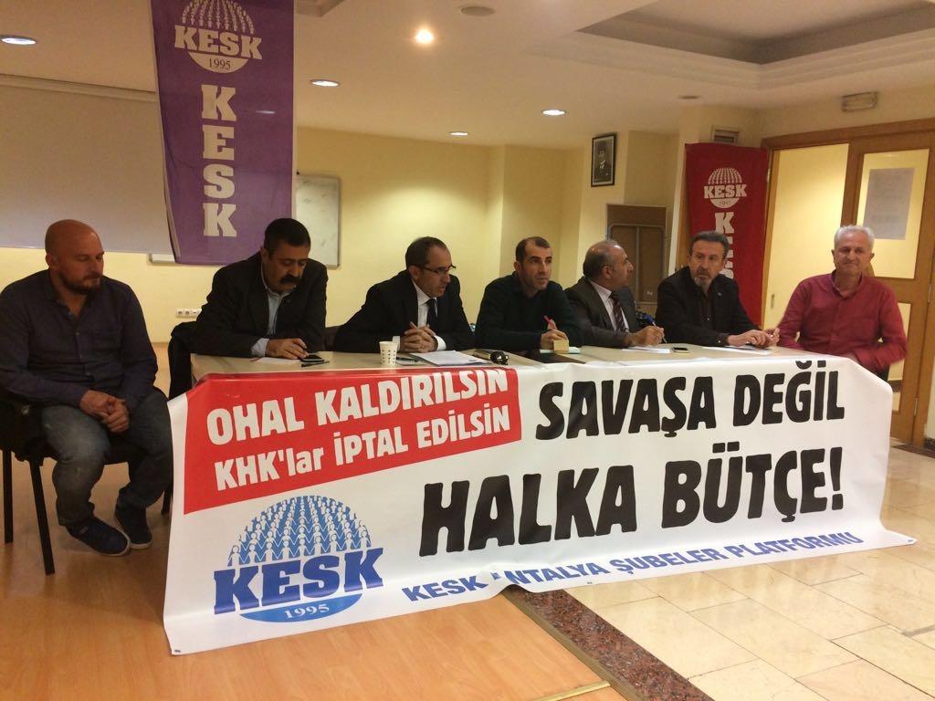 Antalya’da Havalimanı Ziyareti ve OHAL Değil Demokrasi İstiyoruz Toplantısı…