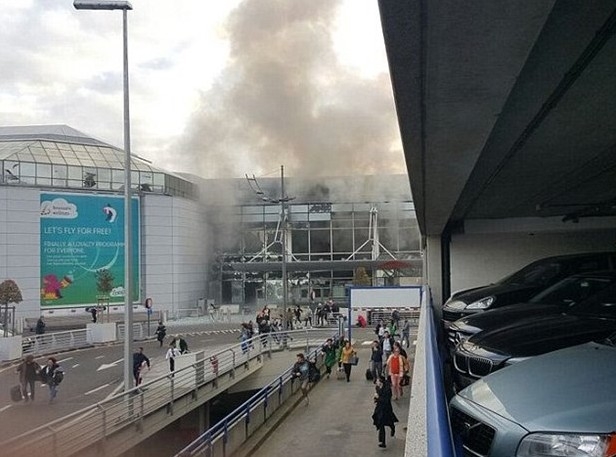 Brüksel'de Patlamalarda; En Az 26 Kişi Hayatını Kaybetti, Onlarca Yaralı!