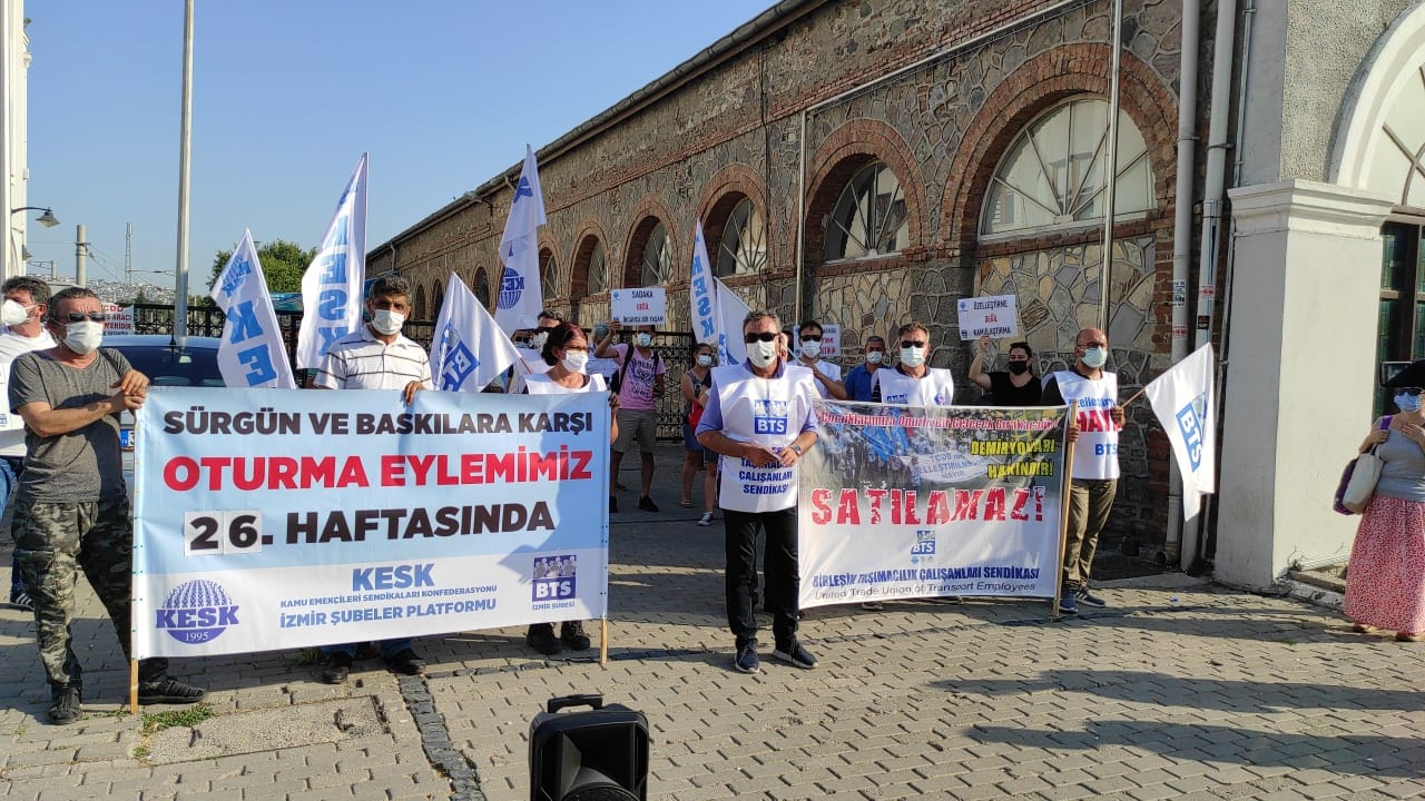 Baskılara ve Sürgünlere Karşı İzmir ve Amed Şubelerimizden Basın Açıklaması