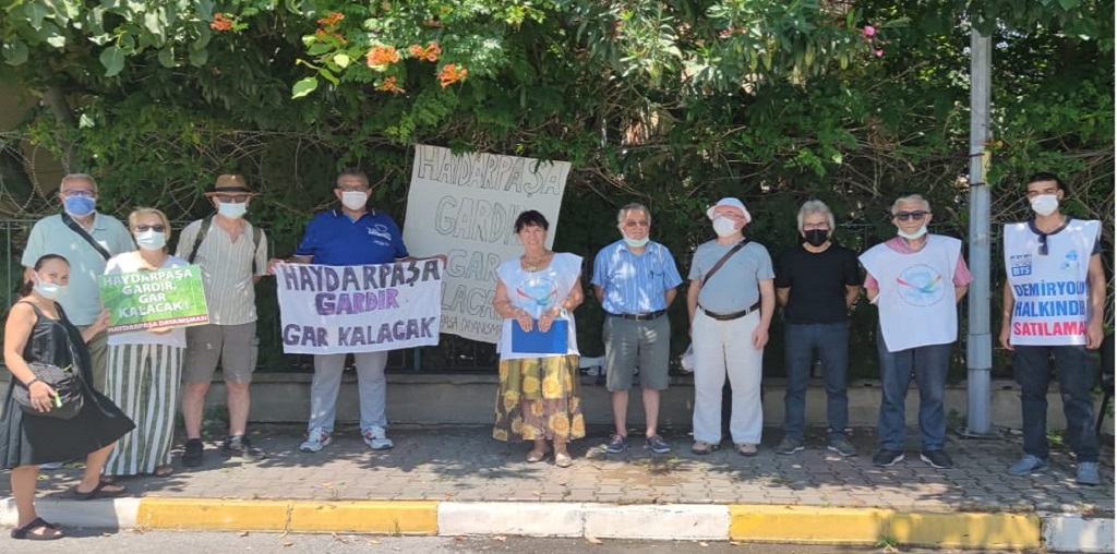 Haydarpaşa Garı Haydarpaşa Dayanışmasına Kapatılamaz!